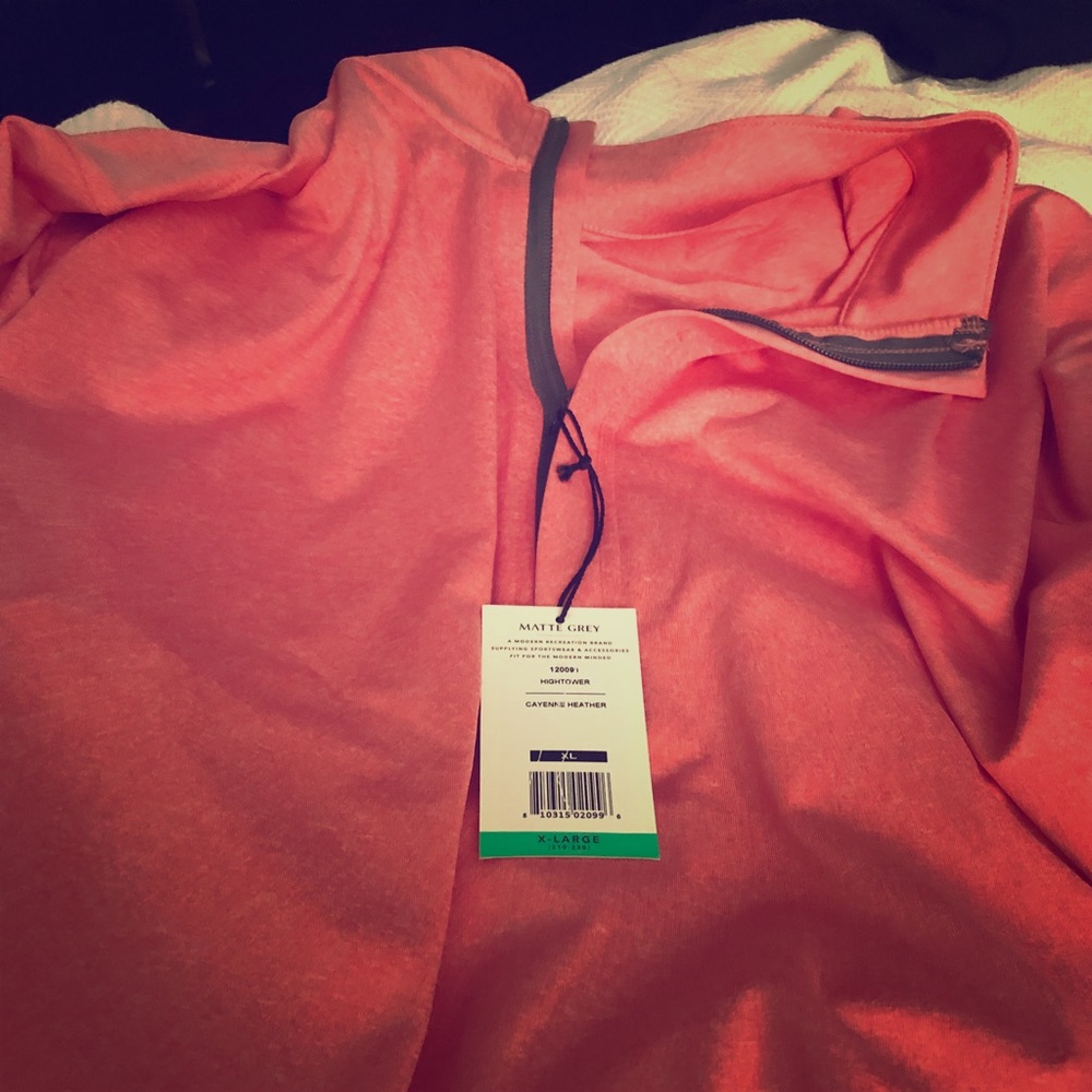 Matte Grey salmon men’s pullover